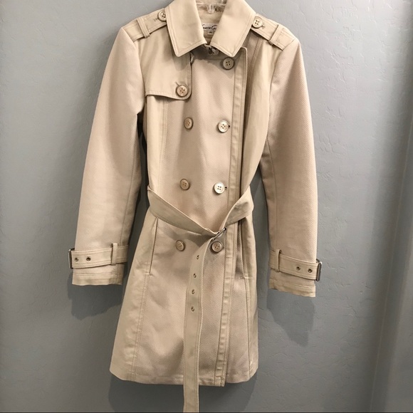 Kenneth Cole Jackets & Blazers - Kenneth Cole New York double breasted trench coat